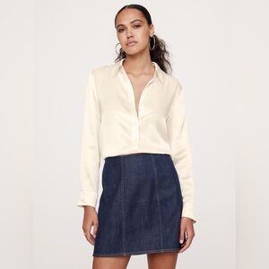 Banana Republic The Perfect Silk Shirt 100% Silk Cream Size S